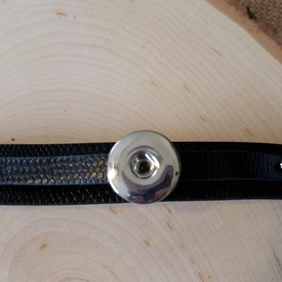 Snap bracelet bundle - Picture 3 of 4